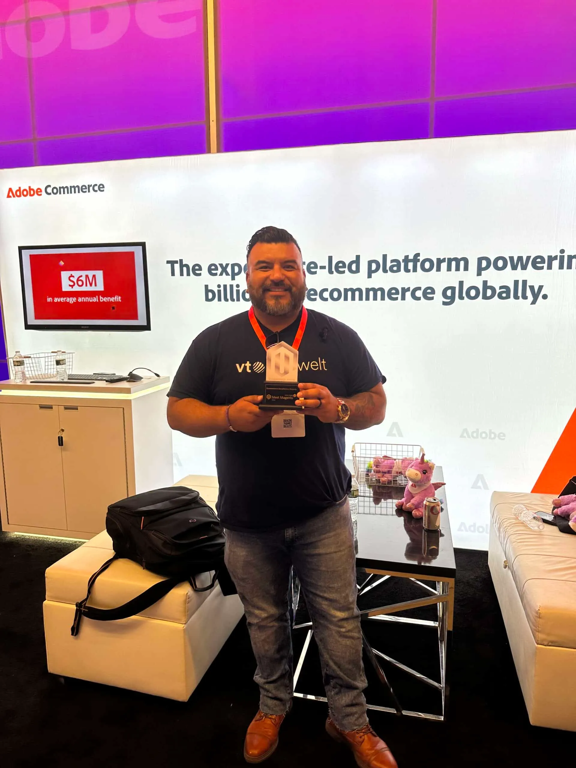 Meet-Magento-NYC-Award-VT-Netzwelt-scaled-1.webp